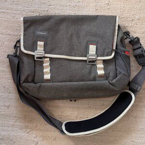 Timbuk2 Commuter Messenger Bag in Gray/Brown Tweed